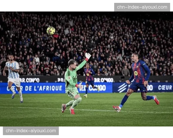 西甲争冠格局白热化 巴萨皇马1分差距背后暗藏体能危机 西甲争冠格局白热化 巴萨皇马1分差距背后暗藏体能危机