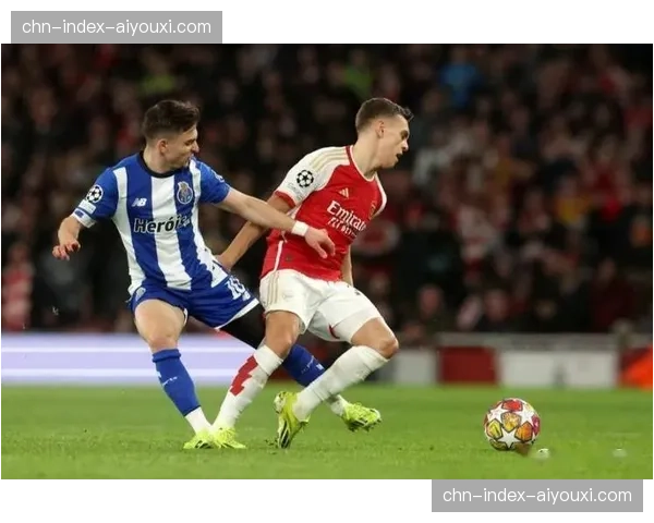 利兹联与伯恩茅斯上演进球大战 双方防守均现漏洞 利兹联与伯恩茅斯上演进球大战 双方防守均现漏洞